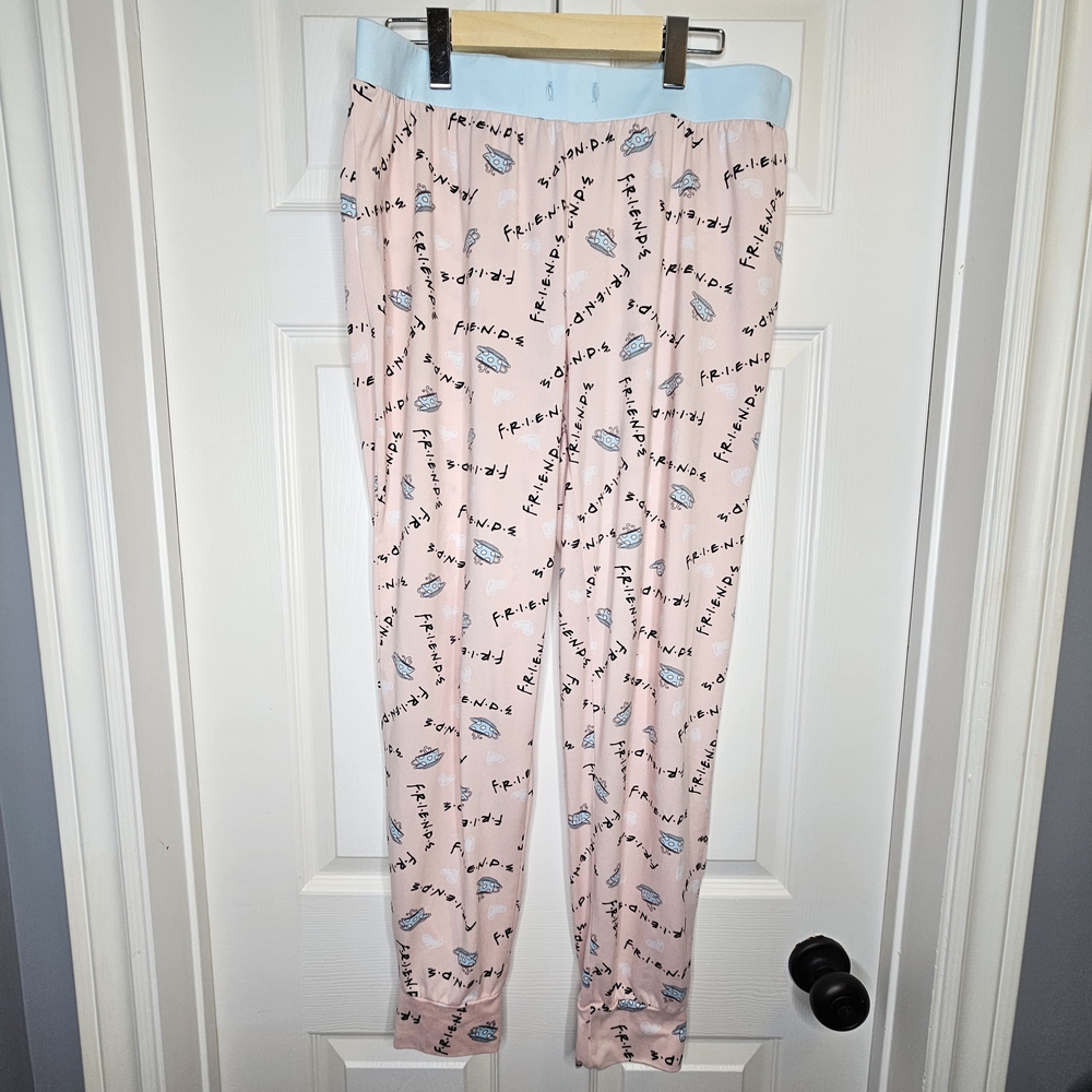 NWOT FRIENDS Tall Women's Logo Coffee Cup Graphic Lounge Pants Pink Blue Size L